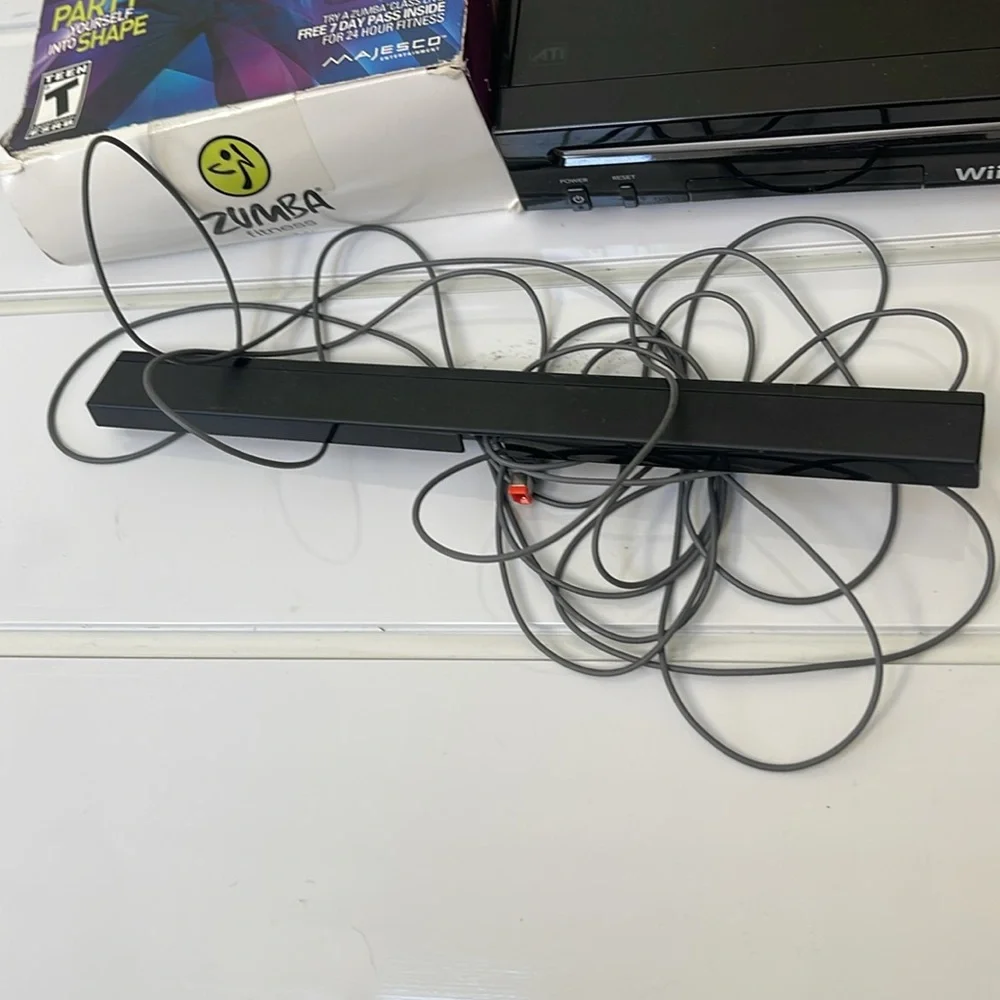 Nintendo Black and Gray Console Bundle. Working